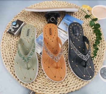 Good Quality  Flip Flop Hot Sale PVC slippers Outdoor Colorful Slippers For Ladies