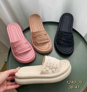 New Arrival PVC Slippers For Ladies Thick bottom