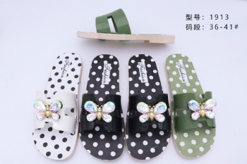 Fashionable Classic Simplicity Women's PVC Slippers