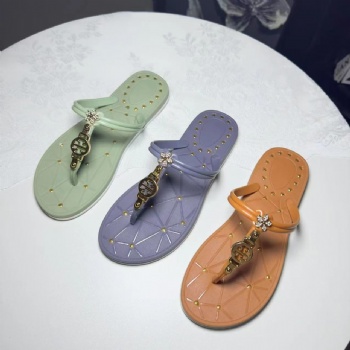 Customizable Logo Fashion Flip Flops Women Shoes Lady PVC Slippers for Leisure