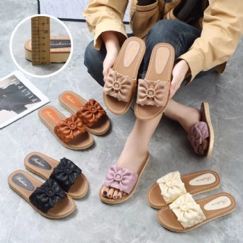 Different upper designs Woman Summer Bowknot Slippers Open Toe PVC Comfortable Flat Slide Slippers