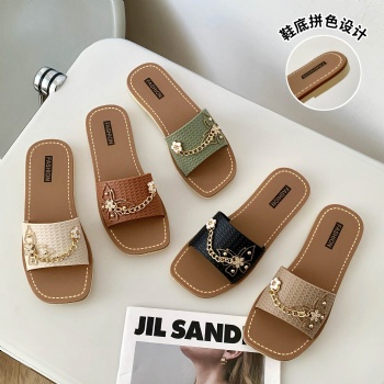 New 2025 Slippers PVC Material Outdoor Casual Flat Bottom Slippers