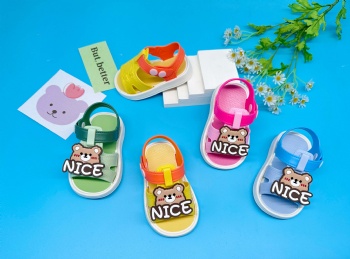 Kids Summer Slides Sandals Cartoon Animal Pattern PVC Sole  Sandals Prevent Slip Home Bathing Slippers