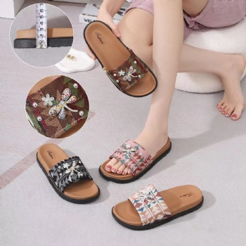 cloth upper women slippers  beautiful decoration buckle design lady casual slippers