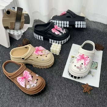 Summer Women Sandals Trend Design Garden Shoes Beach Sandals Light Non-Slip EVA Slipper Comfortable Soft