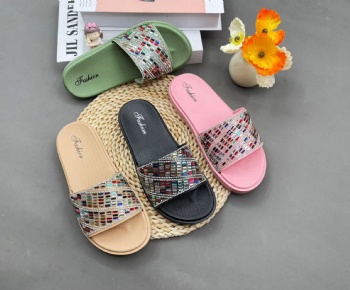 rhinestones designs lady slippers shiny women fashion slippers customized logo made in china shoes for girls