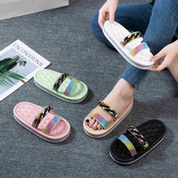 2025 New Design Ladies PVC Slippers Comfort