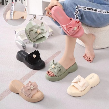 New Style Good PVC Shoes Fashion Lady Slide Sandal Women Slippers