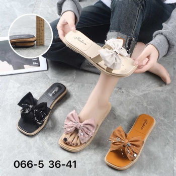 Women  Flat slippers Square Toe Summer Slippers