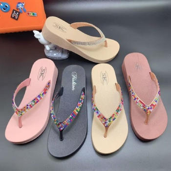 Women Flip-Flops Slip on PVC Summer Slippers Beach Shoes Thick Bottom