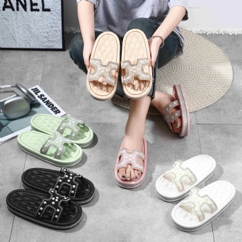 Good Quality Non-slip PVC Outdoor Slippers For Ladies