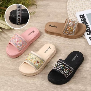 New Fashion Design Summer Ladies PVC women Slide Slippers