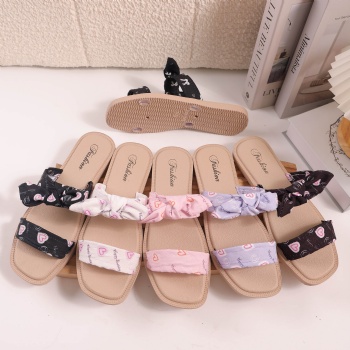 Designer Women Flower Sandals PVC Plastic Shoes Slippers Custom Lady Elegant Floral Decoration Flat Slippers