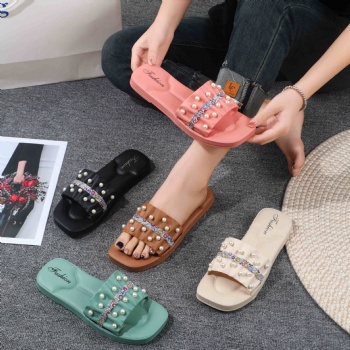 Good Quality Slippers  Hot Sale Non-slip PVC Non-slip Outdoor Colorful Slippers For Ladies