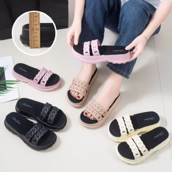 ​New Summer Women Outdoor Slippers Non-Slip Durable Bottom PVC Soft Comfortable Casual